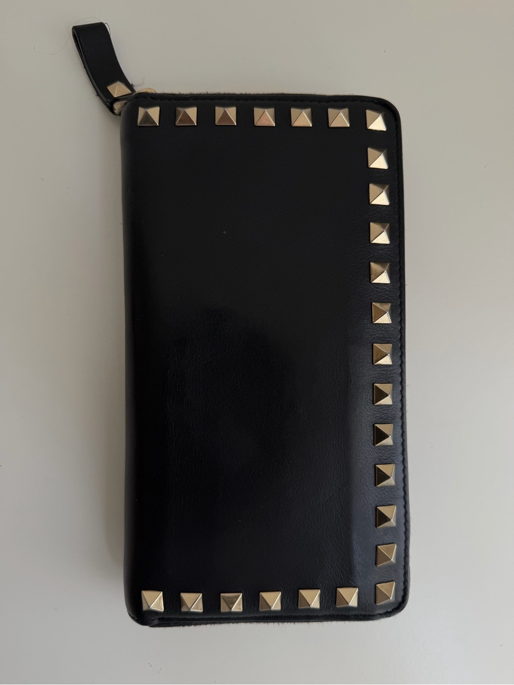 Authentic Valentino Garavani Rockstud Black Leather Wallet - Picture 4 of 11